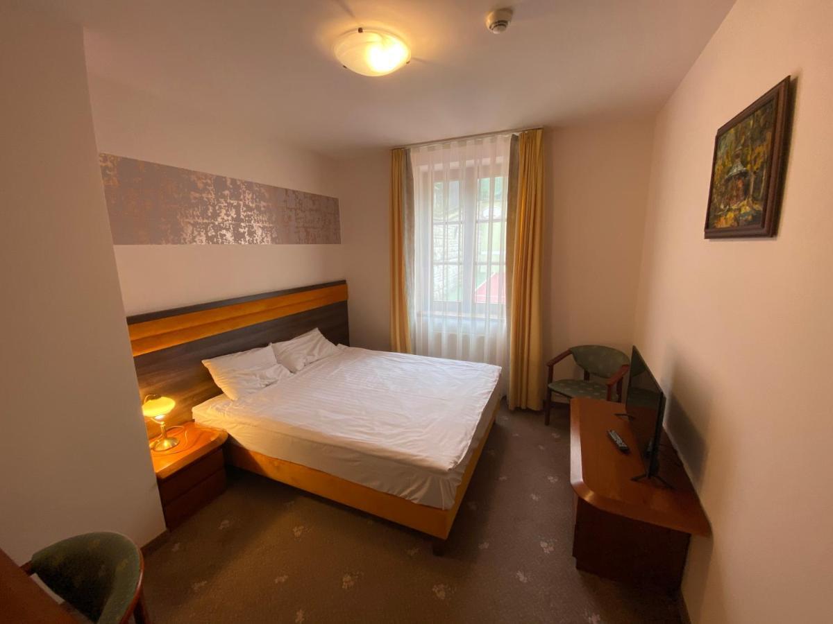 Hotel Grant Krynica-Zdrój Exterior foto